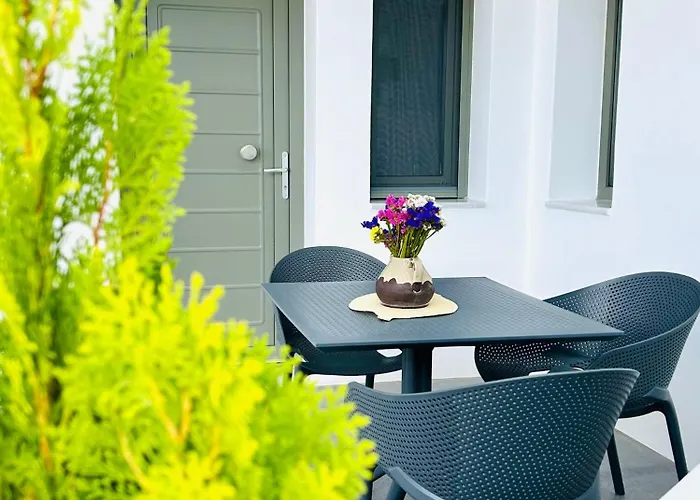 Luaz Naxian Living Feriehus *