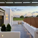Luaz Naxian Living