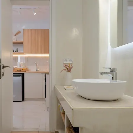 Luaz Naxian Living Feriehus Naxos City