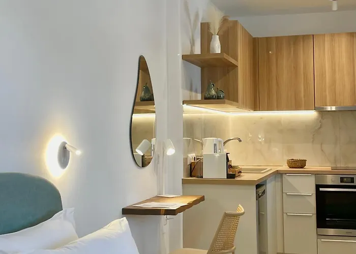 Luaz Naxian Living * Naxos City